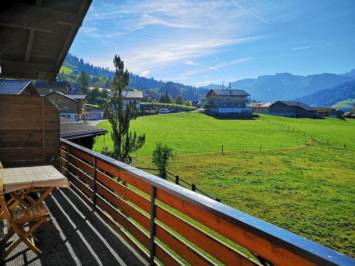 Апартаменти Haus Kipfen Sibratsgfall Екстер'єр фото